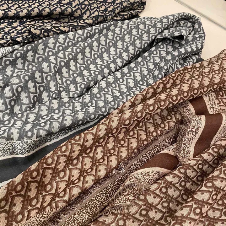 スーパーコピー ディオール マフラー