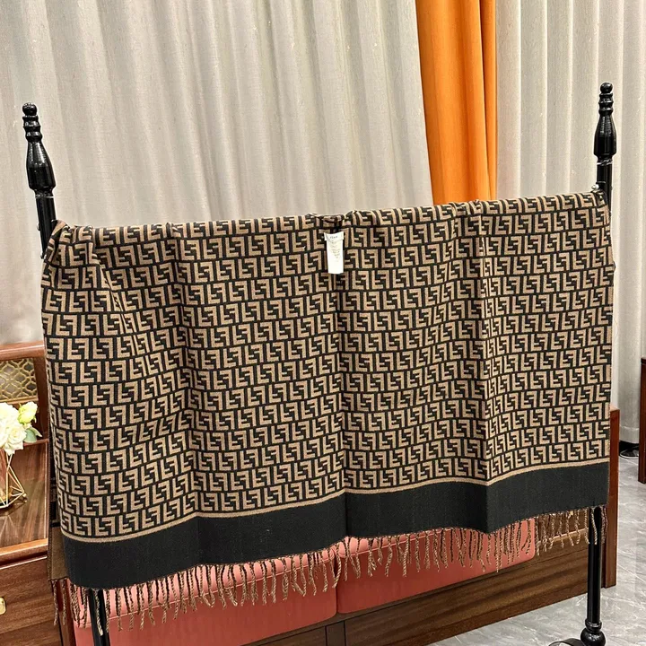 スーパーコピー フェンディ マフラー