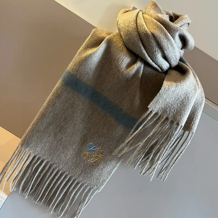 スーパーコピー ロエベ マフラー