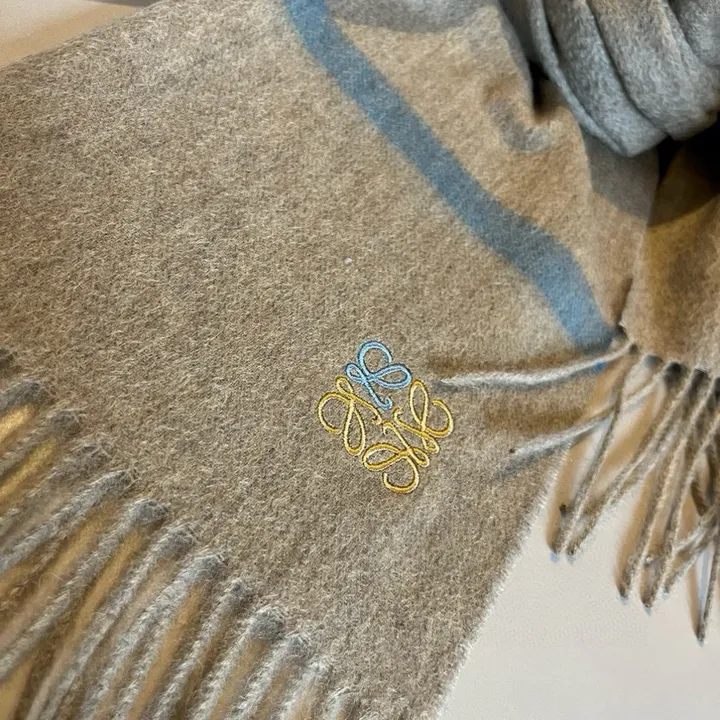 スーパーコピー ロエベ マフラー