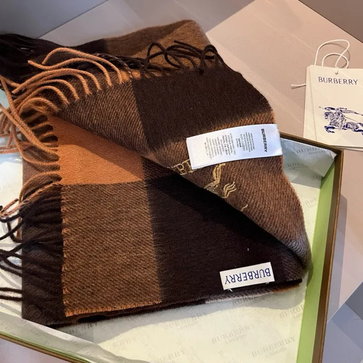 スーパーコピー バーバリー ス マフラー