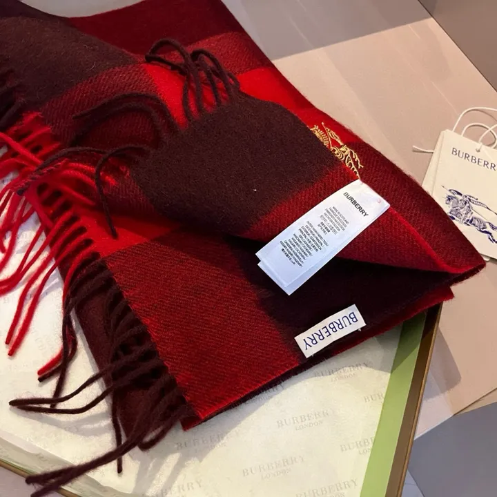 スーパーコピー バーバリー ス マフラー