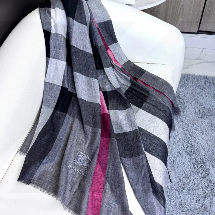 スーパーコピー バーバリー ス マフラー