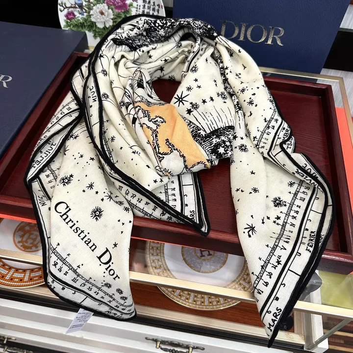 スーパーコピー グッチ マフラー