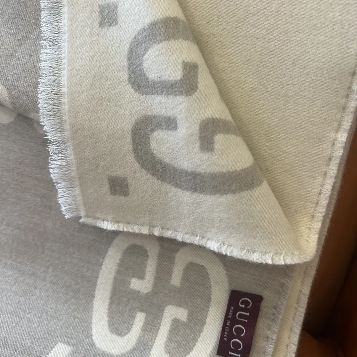 スーパーコピー グッチ マフラー