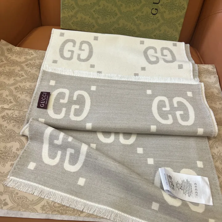 スーパーコピー グッチ マフラー