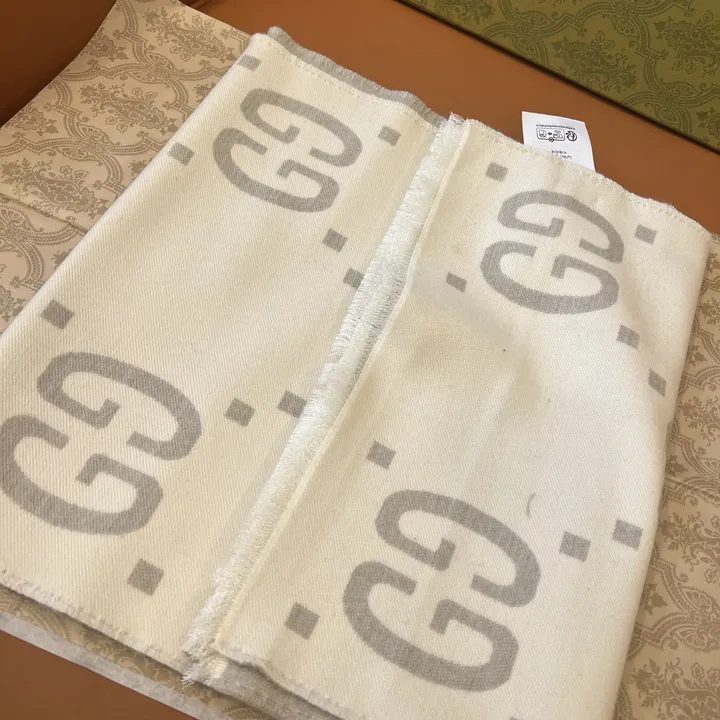 スーパーコピー グッチ マフラー