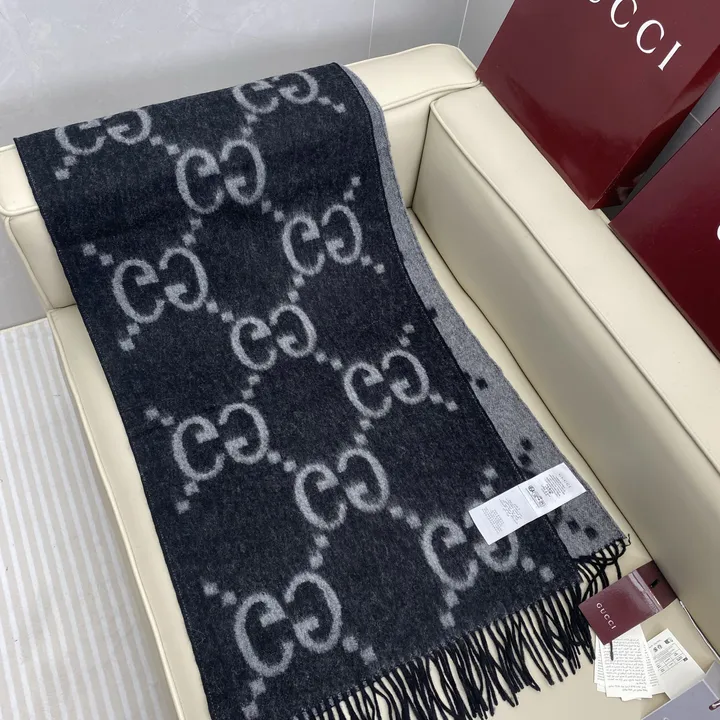 スーパーコピー グッチ マフラー