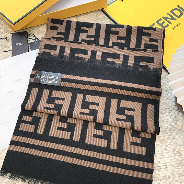 スーパーコピー フェンディ マフラー