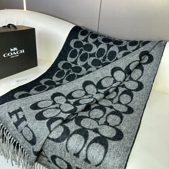 スーパーコピー コーチ マフラー