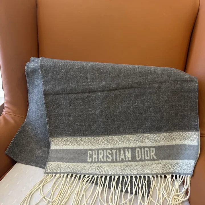 スーパーコピー ディオール マフラー