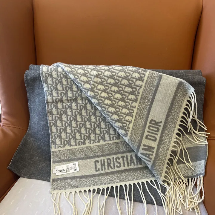 スーパーコピー ディオール マフラー