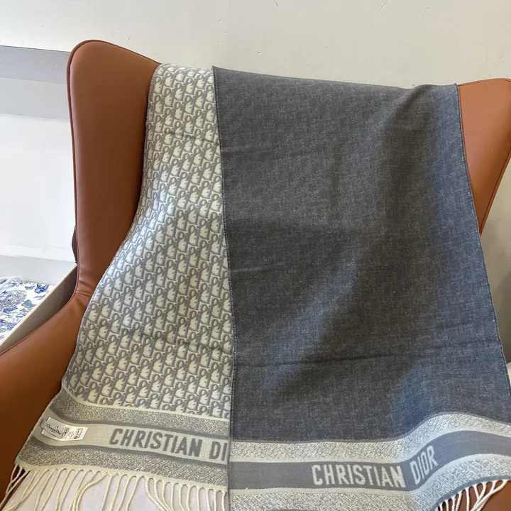 スーパーコピー ディオール マフラー