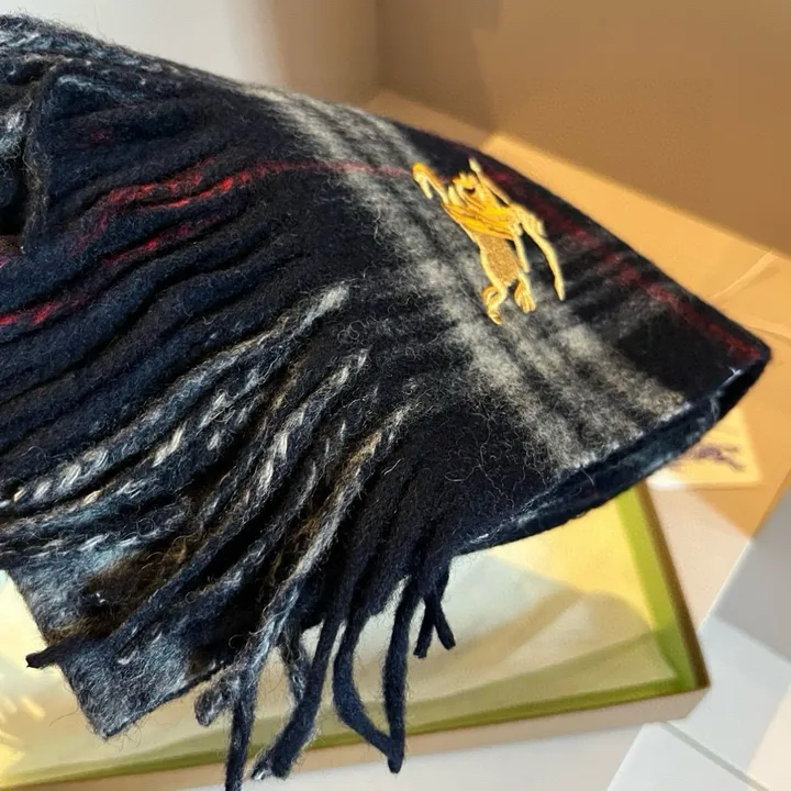 スーパーコピー バーバリー ス マフラー