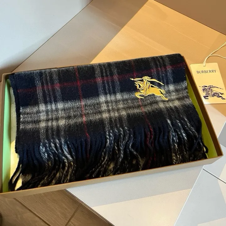 スーパーコピー バーバリー ス マフラー