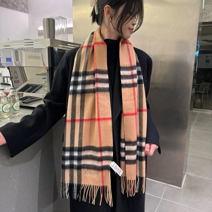 スーパーコピー バーバリー ス マフラー