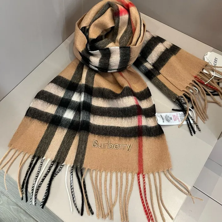 スーパーコピー バーバリー ス マフラー