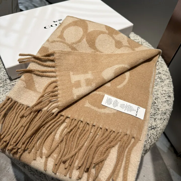 スーパーコピー コーチ マフラー