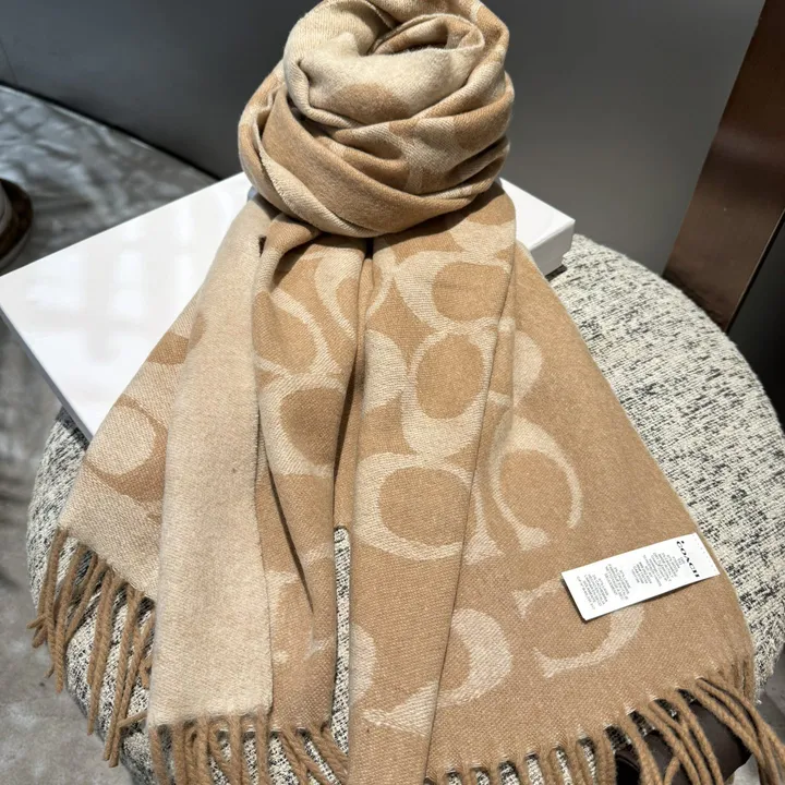 スーパーコピー コーチ マフラー