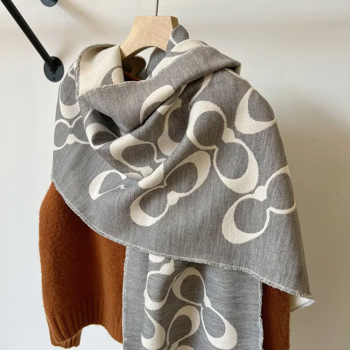 スーパーコピー コーチ マフラー