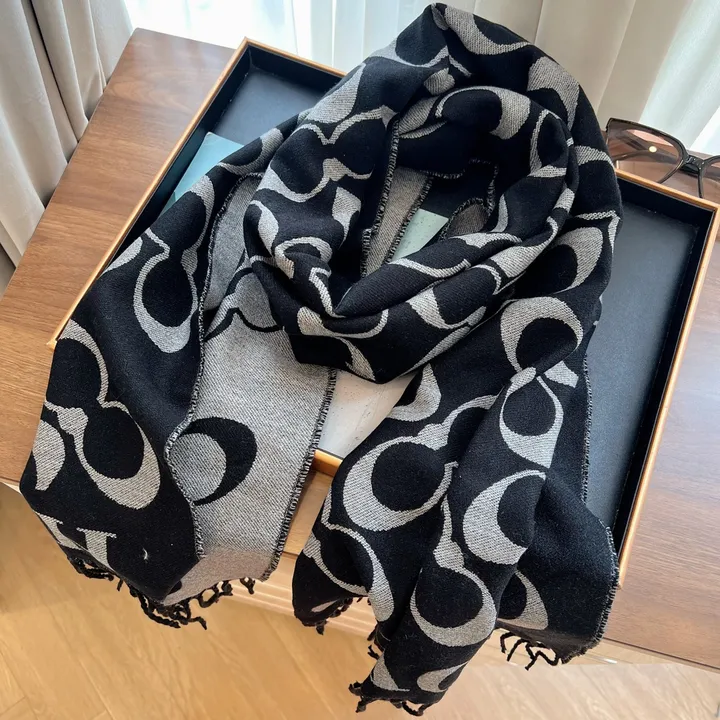 スーパーコピー コーチ マフラー