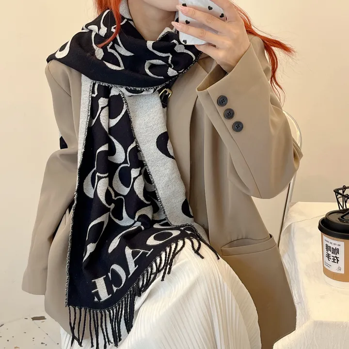 スーパーコピー コーチ マフラー