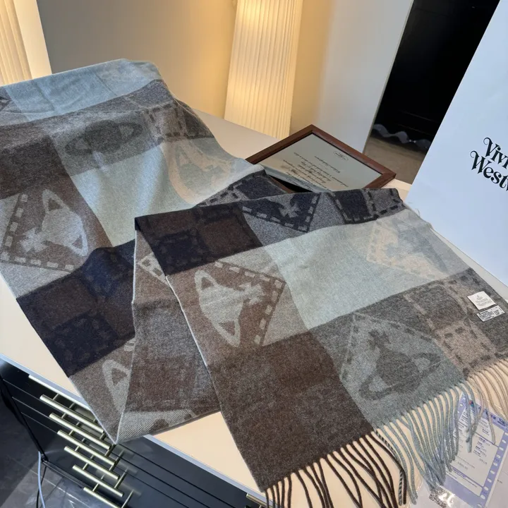 スーパーコピー ヴィヴィアン・ウエストウッド マフラー