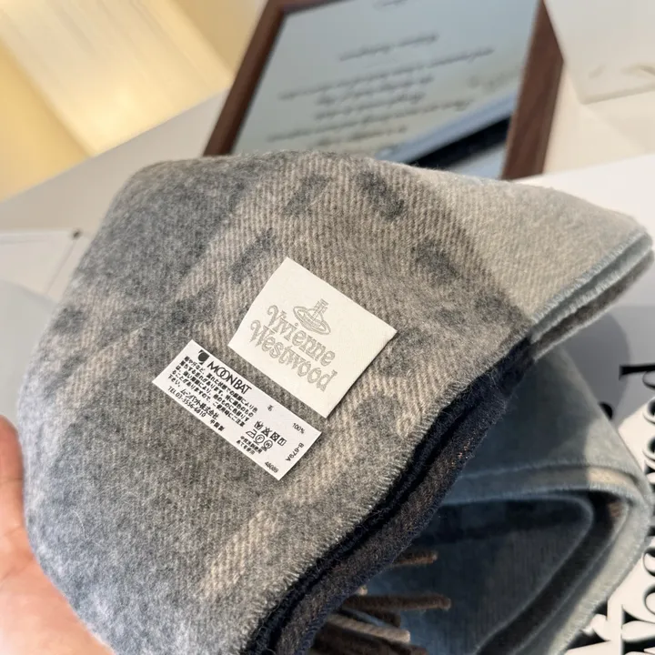 スーパーコピー ヴィヴィアン・ウエストウッド マフラー