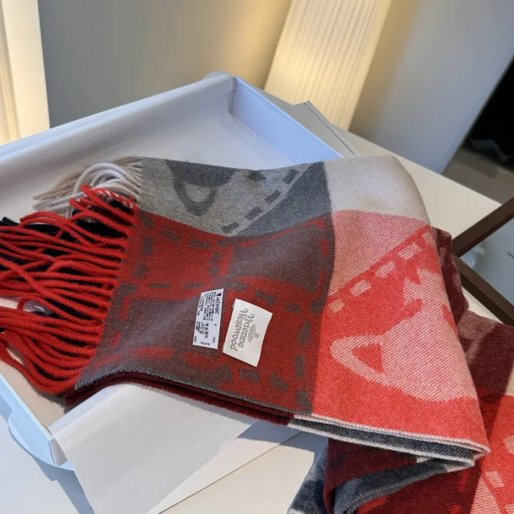 スーパーコピー ヴィヴィアン・ウエストウッド マフラー