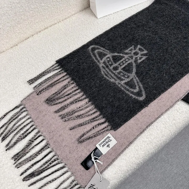 スーパーコピー ヴィヴィアン・ウエストウッド マフラー