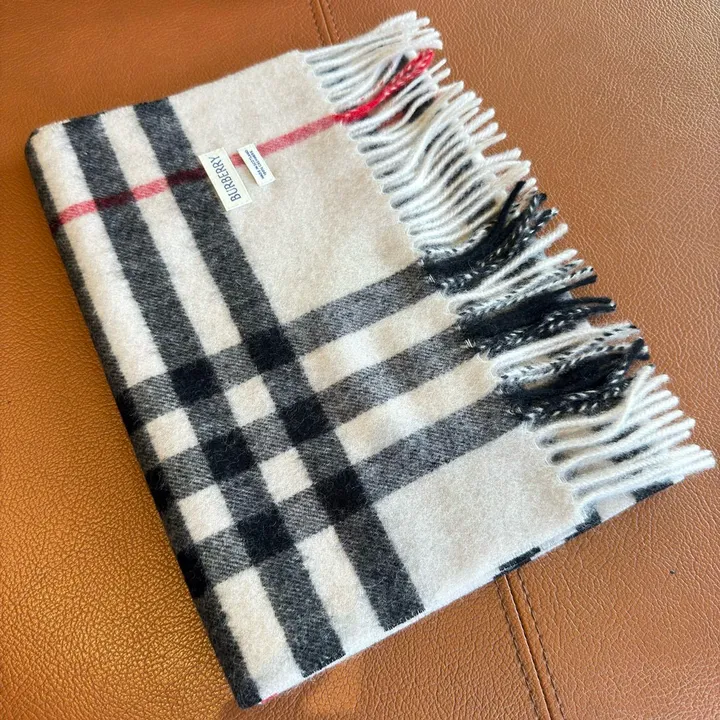 スーパーコピー バーバリー ス マフラー