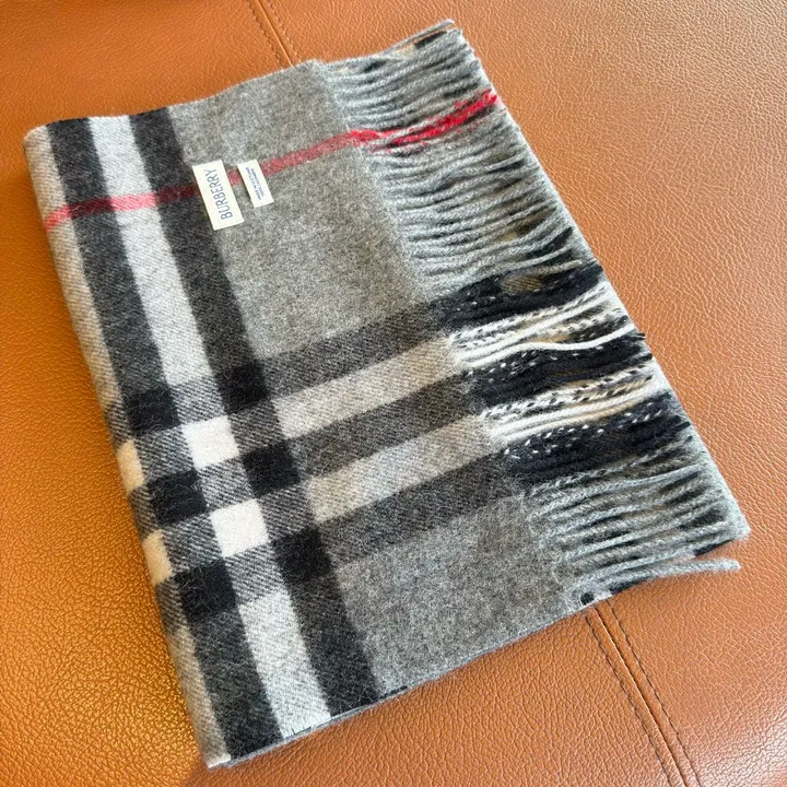 スーパーコピー バーバリー ス マフラー