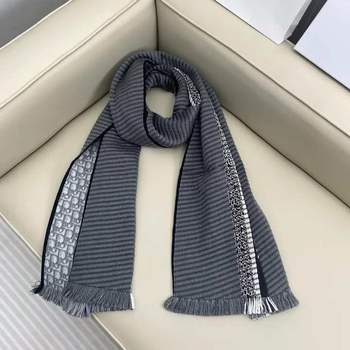 スーパーコピー ディオール マフラー