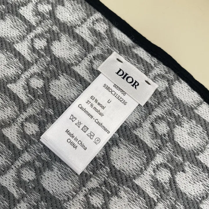 スーパーコピー ディオール マフラー