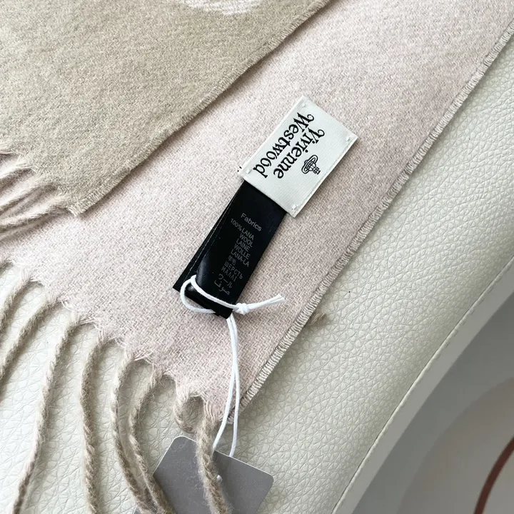 スーパーコピー ヴィヴィアン・ウエストウッド マフラー