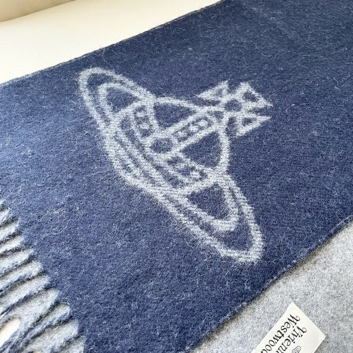 スーパーコピー ヴィヴィアン・ウエストウッド マフラー