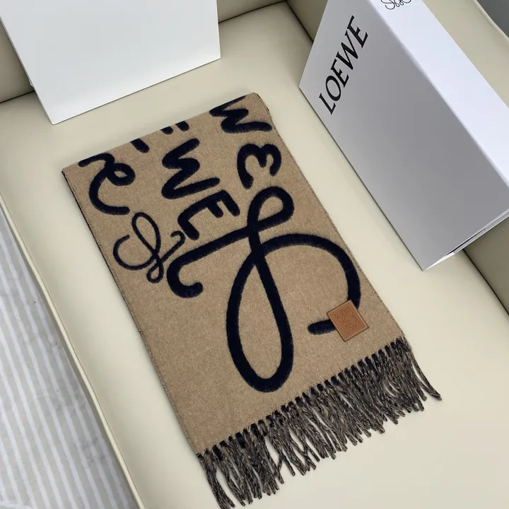 スーパーコピー ロエベ マフラー