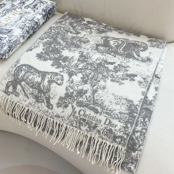 スーパーコピー ディオール マフラー