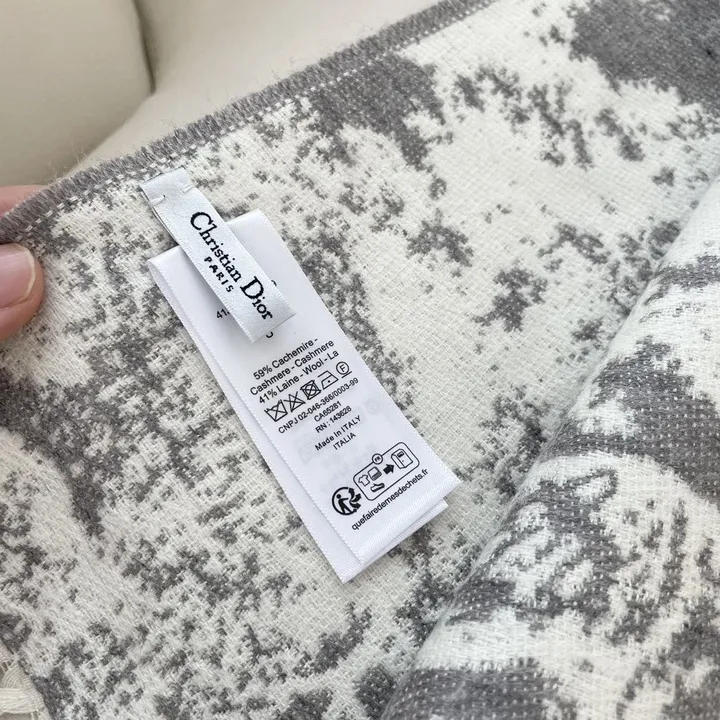 スーパーコピー ディオール マフラー