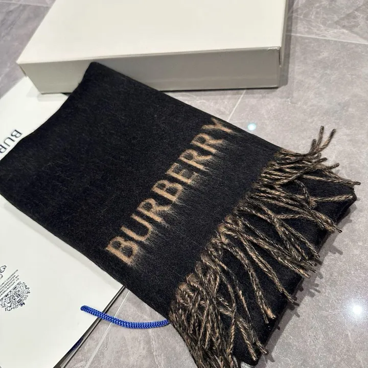 スーパーコピー バーバリー ス マフラー