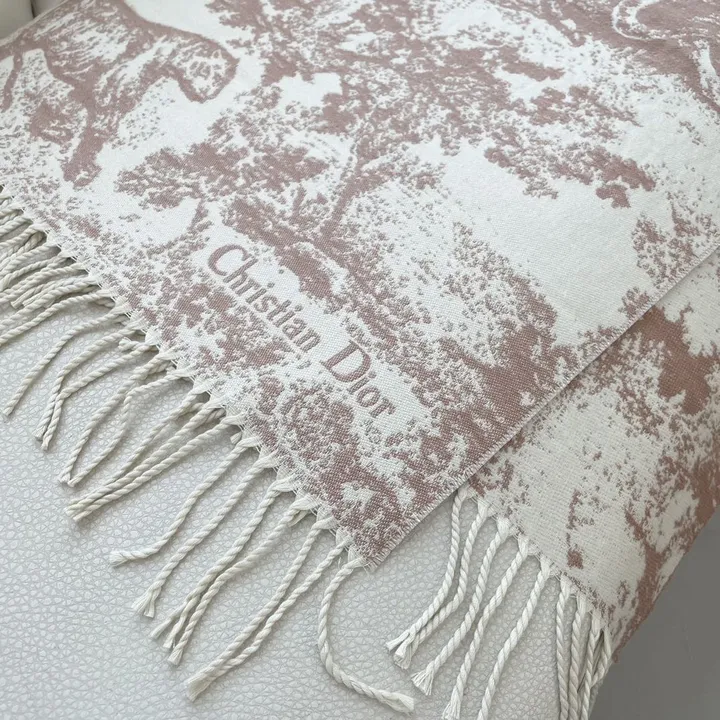 スーパーコピー ディオール マフラー