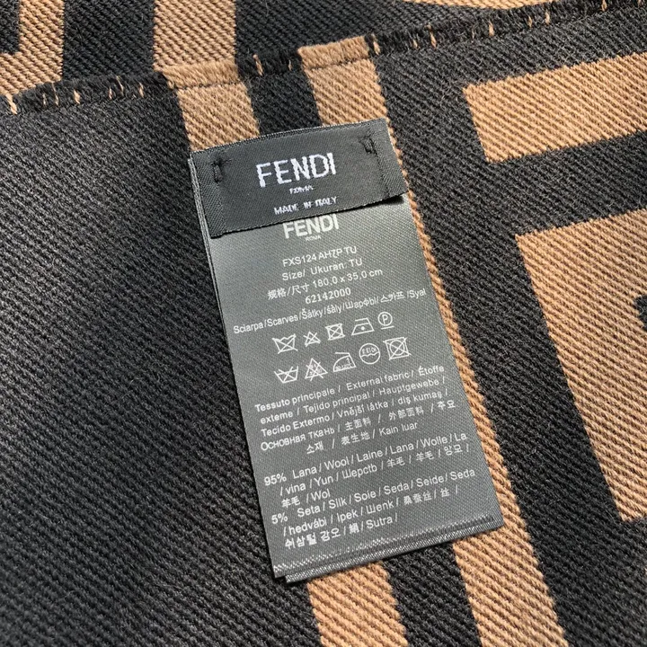 スーパーコピー フェンディ マフラー