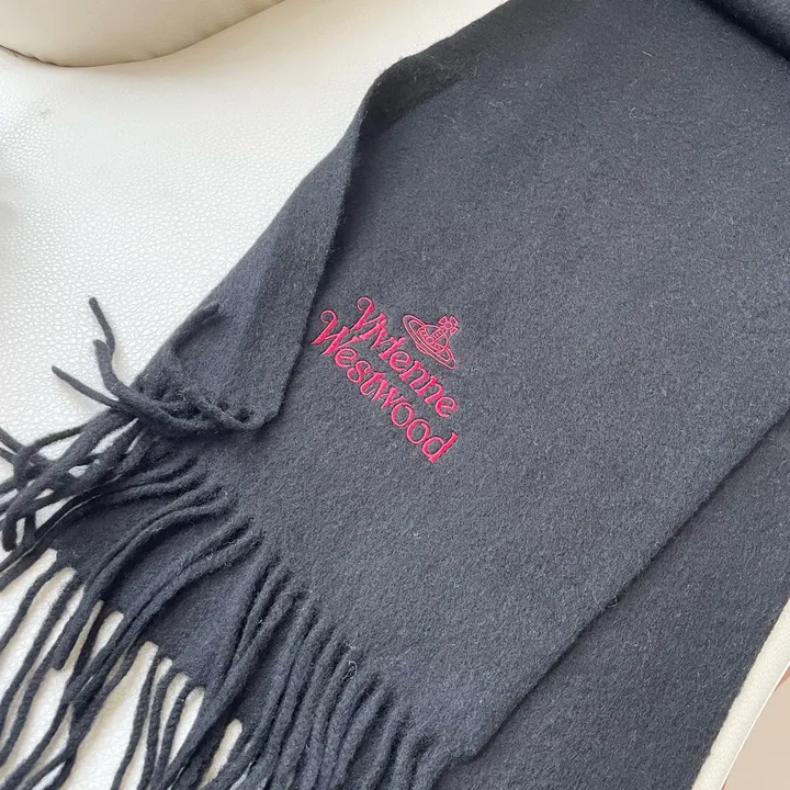 スーパーコピー ヴィヴィアン・ウエストウッド マフラー