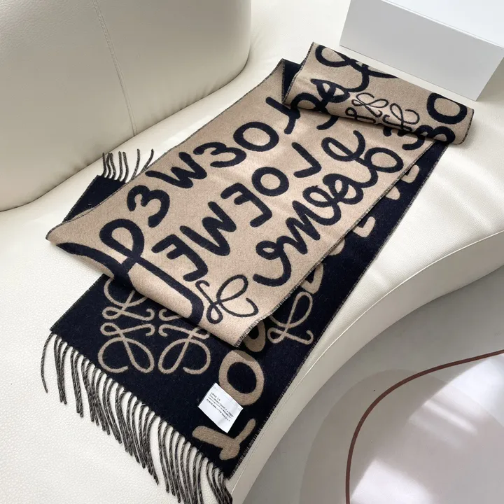 スーパーコピー ロエベ マフラー