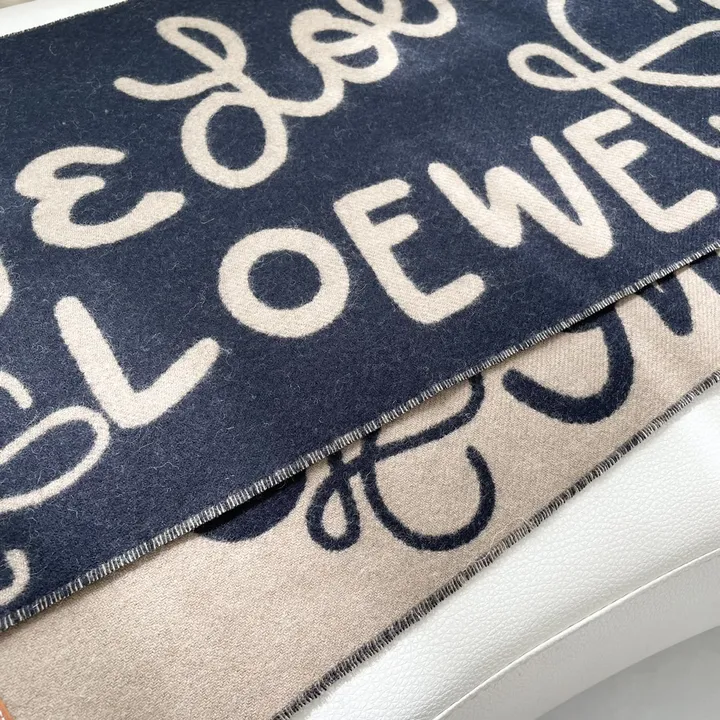 スーパーコピー ロエベ マフラー