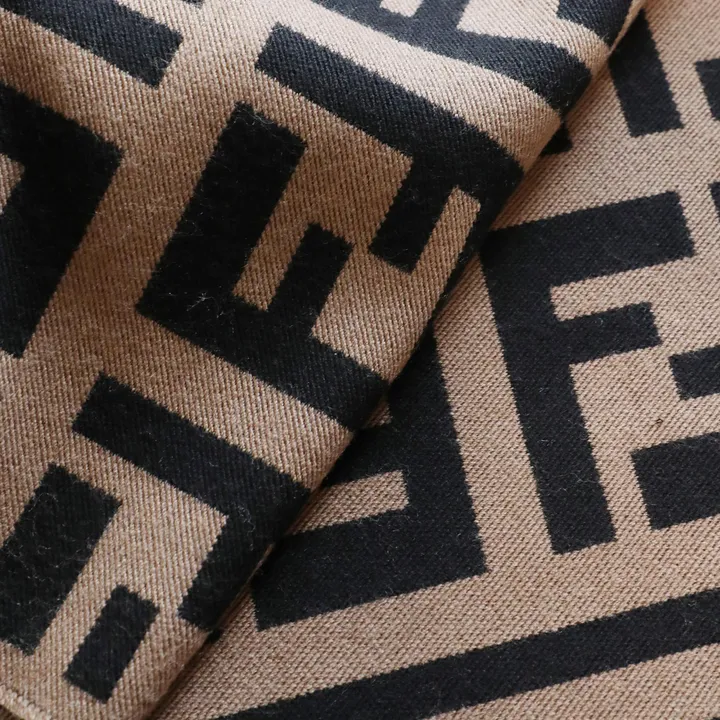 スーパーコピー フェンディ マフラー