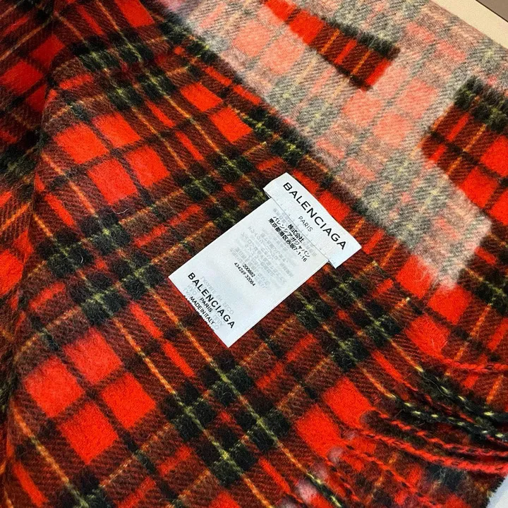 スーパーコピー バレンシアガ マフラー