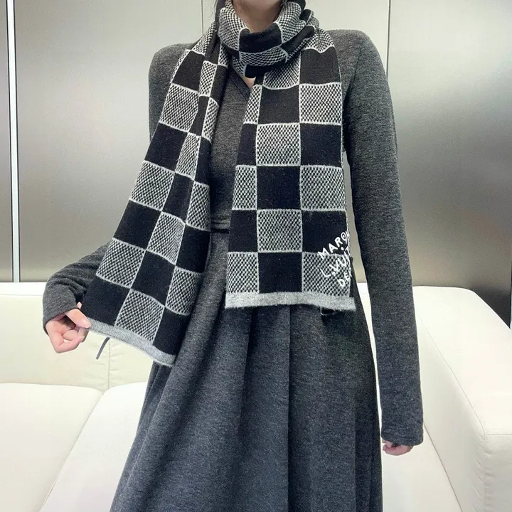 スーパーコピー ルイヴィトン マフラー