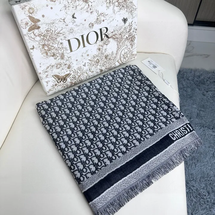 スーパーコピー ディオール マフラー