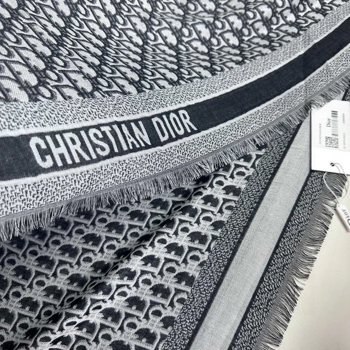 スーパーコピー ディオール マフラー